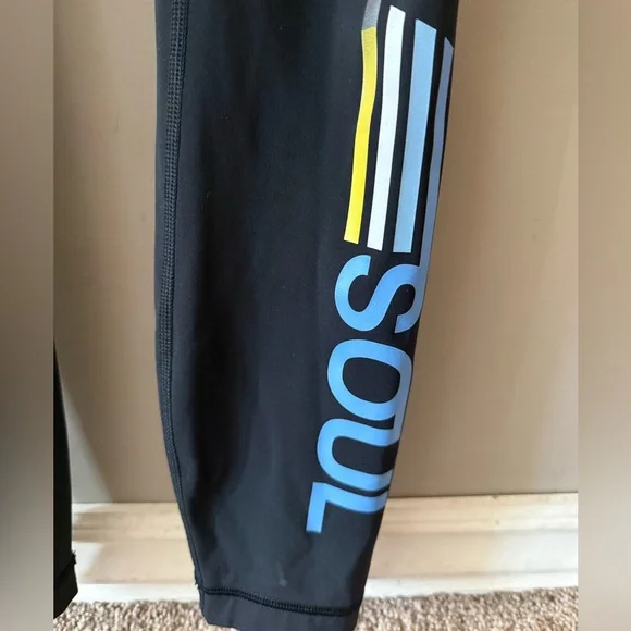 Lululemon x SoulCycle High-Rise Sport Tight – Size 2 - Excellent like new - Picture 2 of 4